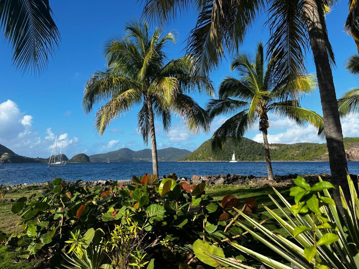 Bungalow Sucrier, Les Pieds Dans L'Eau Terre-De-Haut Exteriör bild